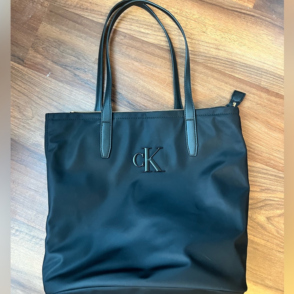 Calvin Klein Tote Bag